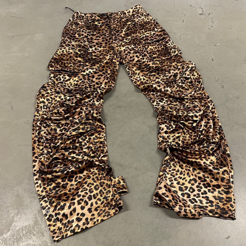 vintage Y2K leopard print cargo pants 26x30